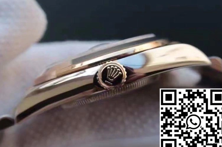 Rolex Gold 126303 Wrapped Black Datejust Dial 41 0428